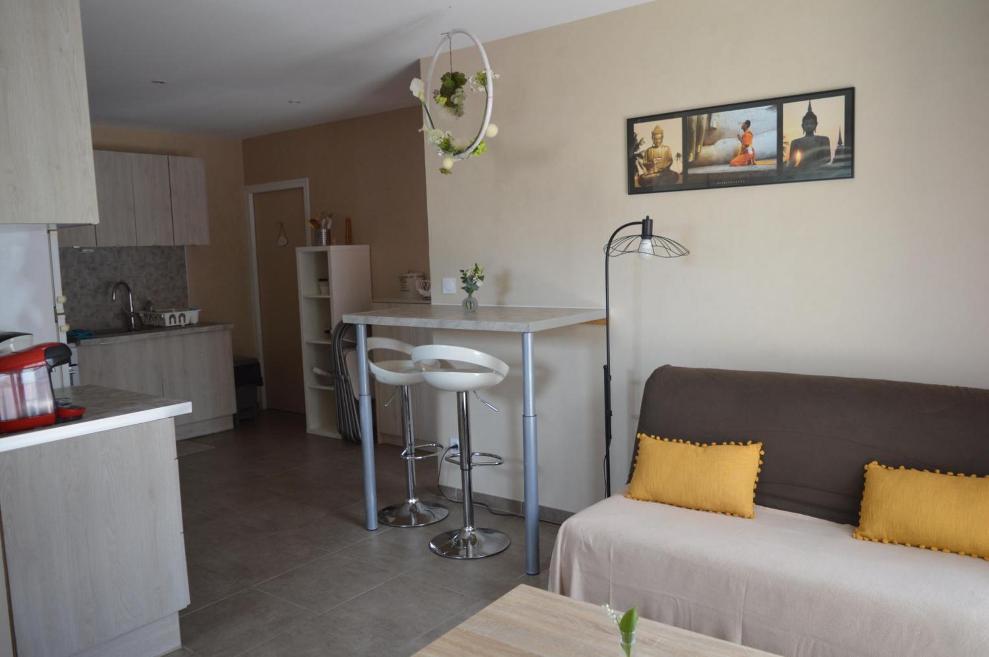 Au Coeur du Bien-Etre, gîte avec piscine chauffée et couverte, SPA, sauna, massages Monteaux Exterior foto